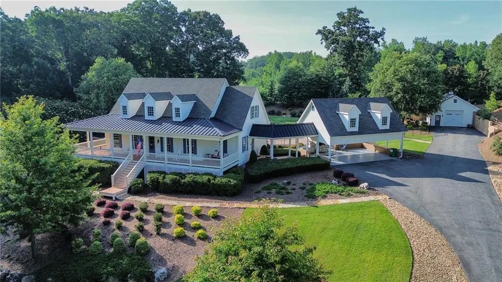 281 Chilhoe Drive, Canton