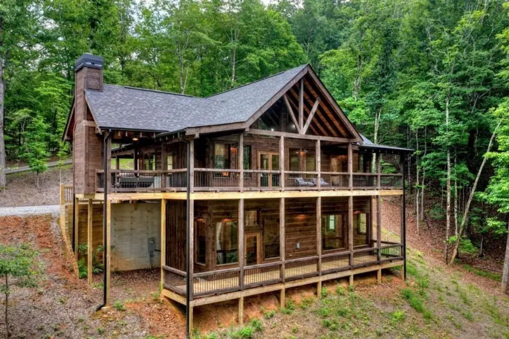 120 Green Ridge Road, Blue Ridge