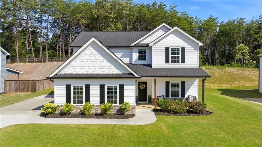 6353 Woodland Station Drive, Lula