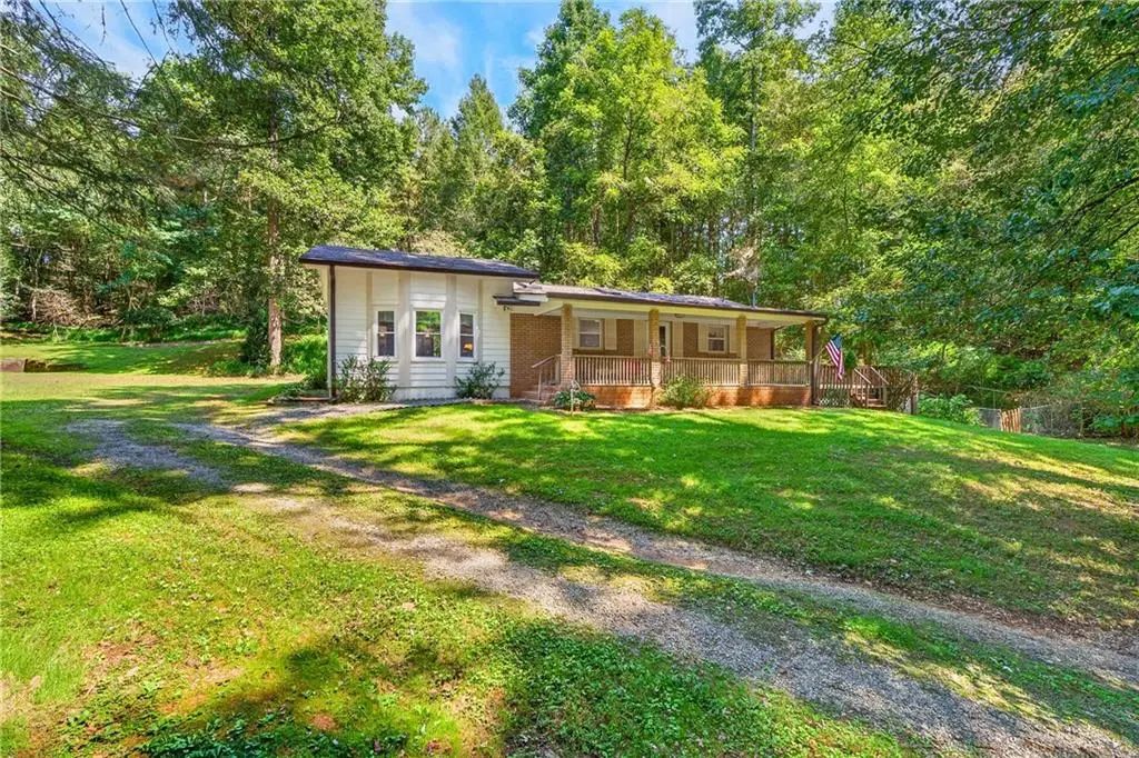 466 Ellington Road, Ellijay