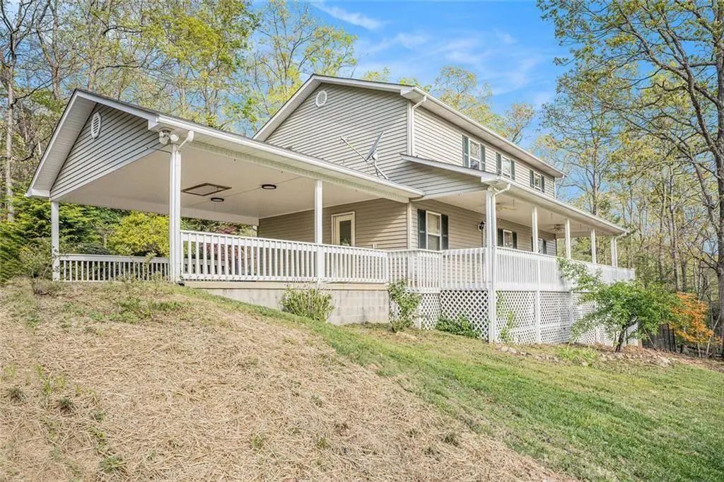 542 Sharp Top Circle, Blairsville