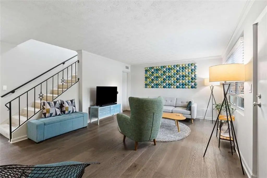 Unit B - 327 Lakemoore Drive, Atlanta