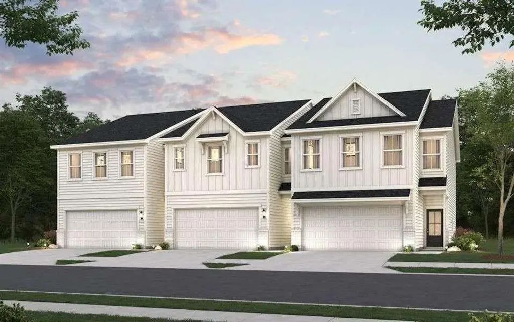 Unit 131 - 7473 Clover Lane, Flowery Branch