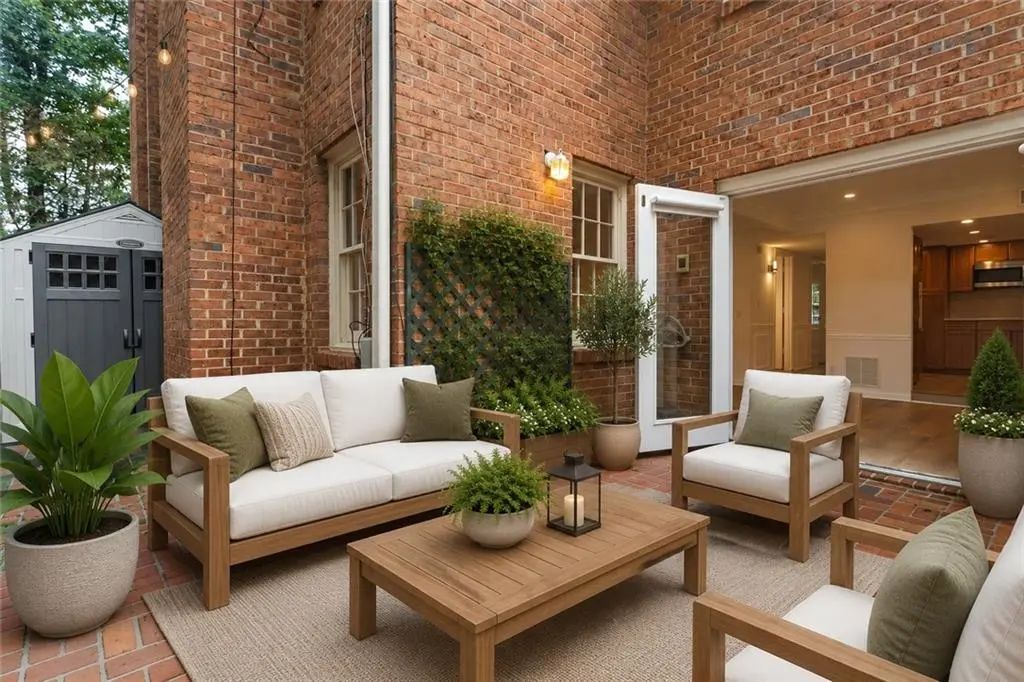Unit 31 - 4101 Dunwoody Club Drive, Atlanta