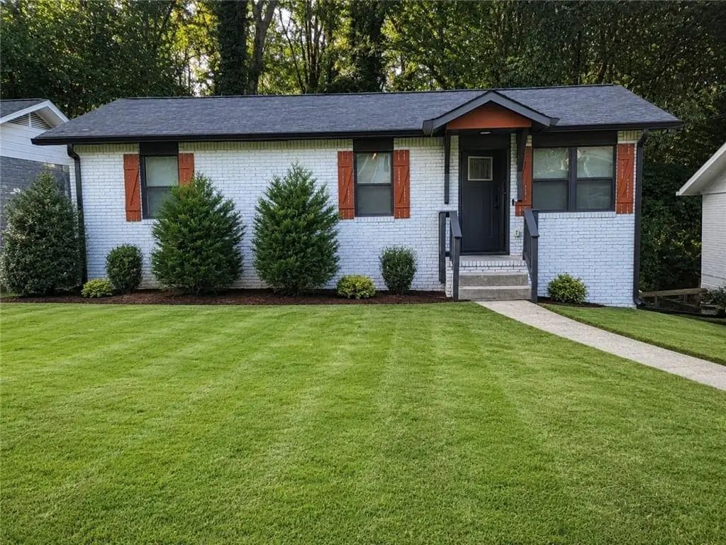 1385 Plaza Avenue Sw, Atlanta