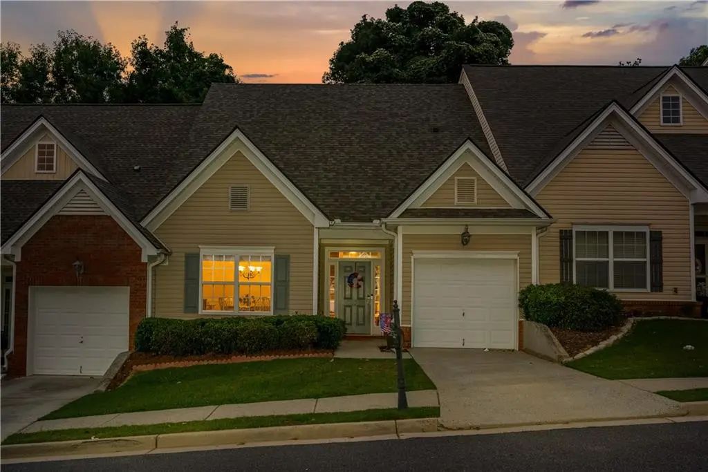 172 Riley Circle, Dawsonville