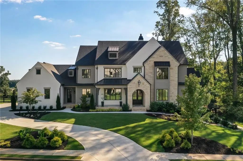 1050 Little River Lane, Milton