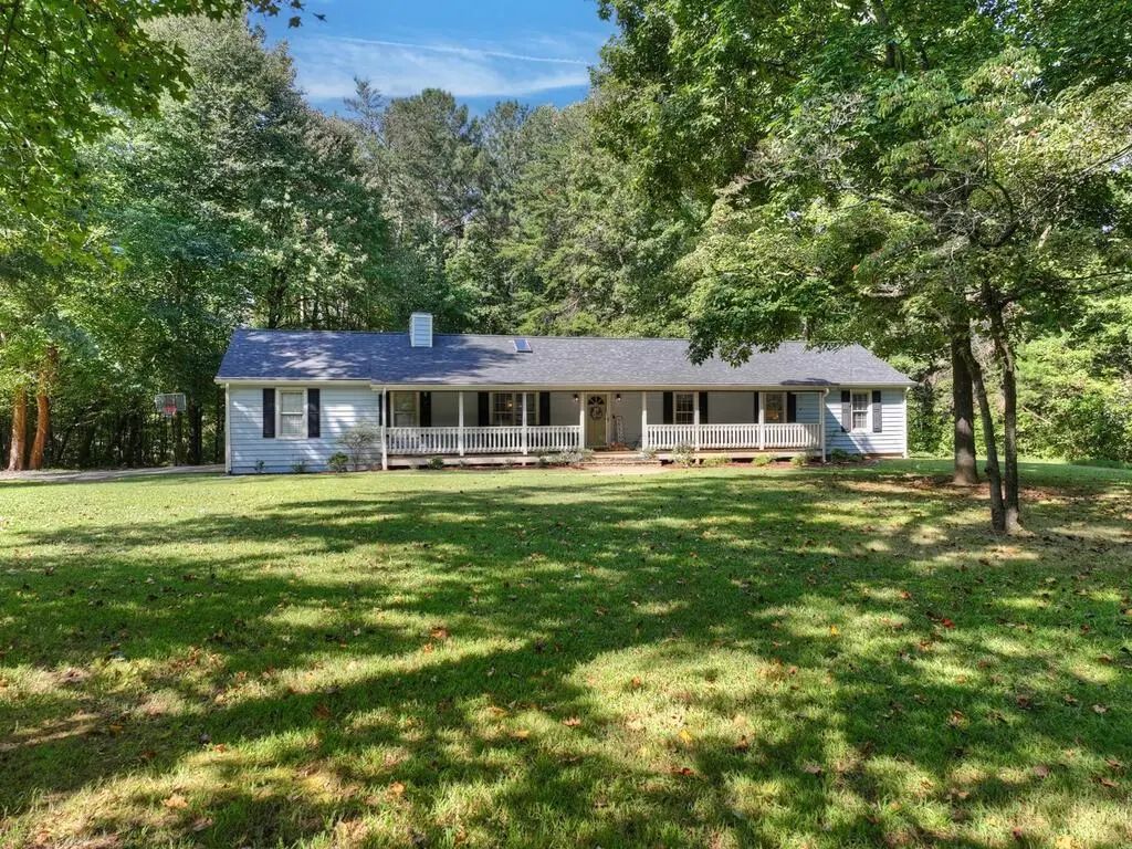 46 White Oak Drive, Talking Rock