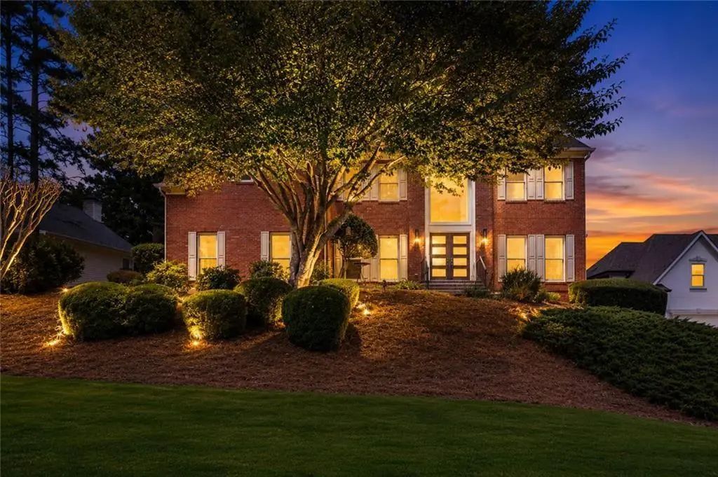 600 Sweet Stream Trace, Johns Creek
