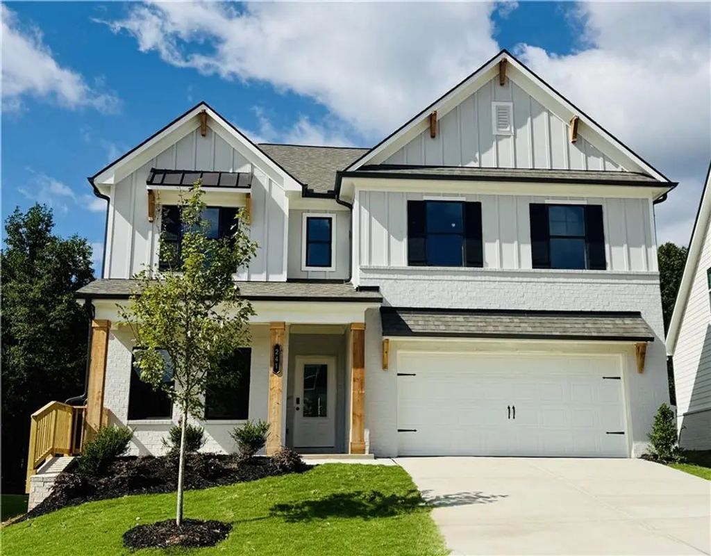 241 Fowler Farms Drive, Auburn