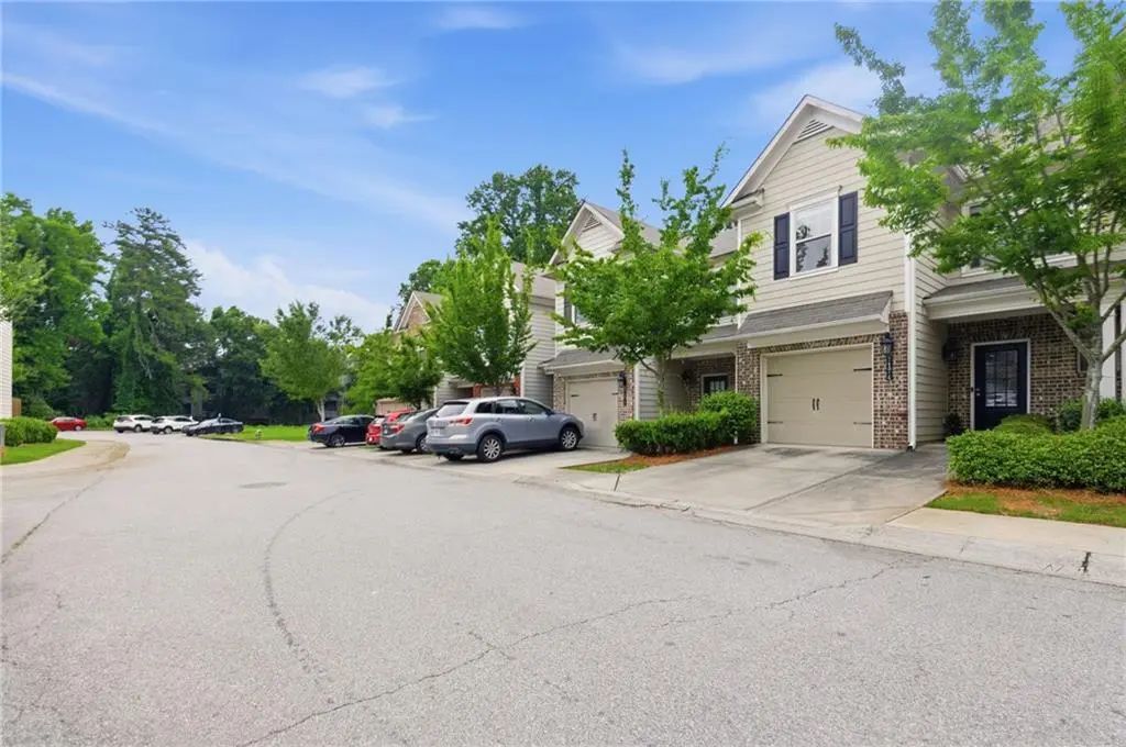 7174 Kingswood Run Drive, Atlanta