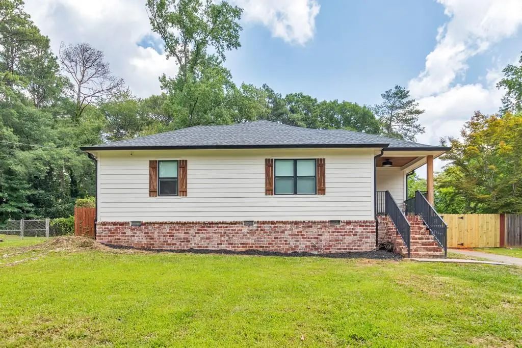235 Mathews Circle Se, Marietta