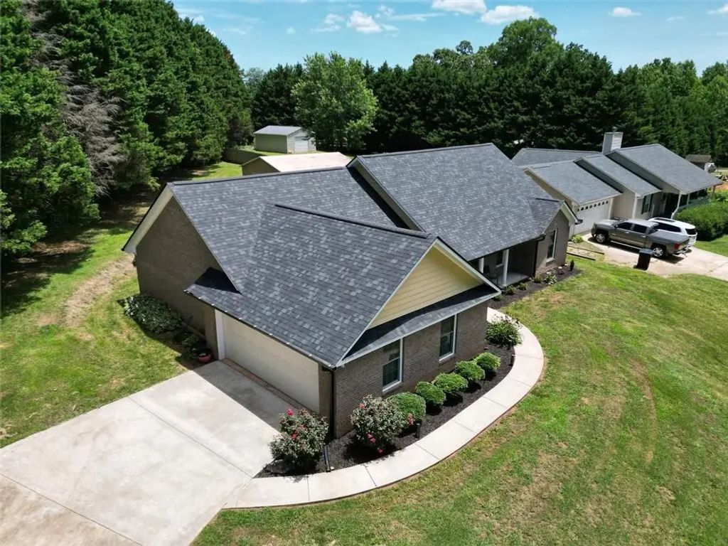 75 Eastgate Drive, Dawsonville