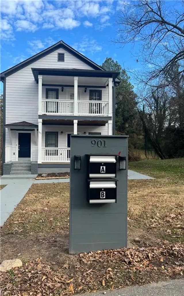 901 Hall Street Nw, Atlanta