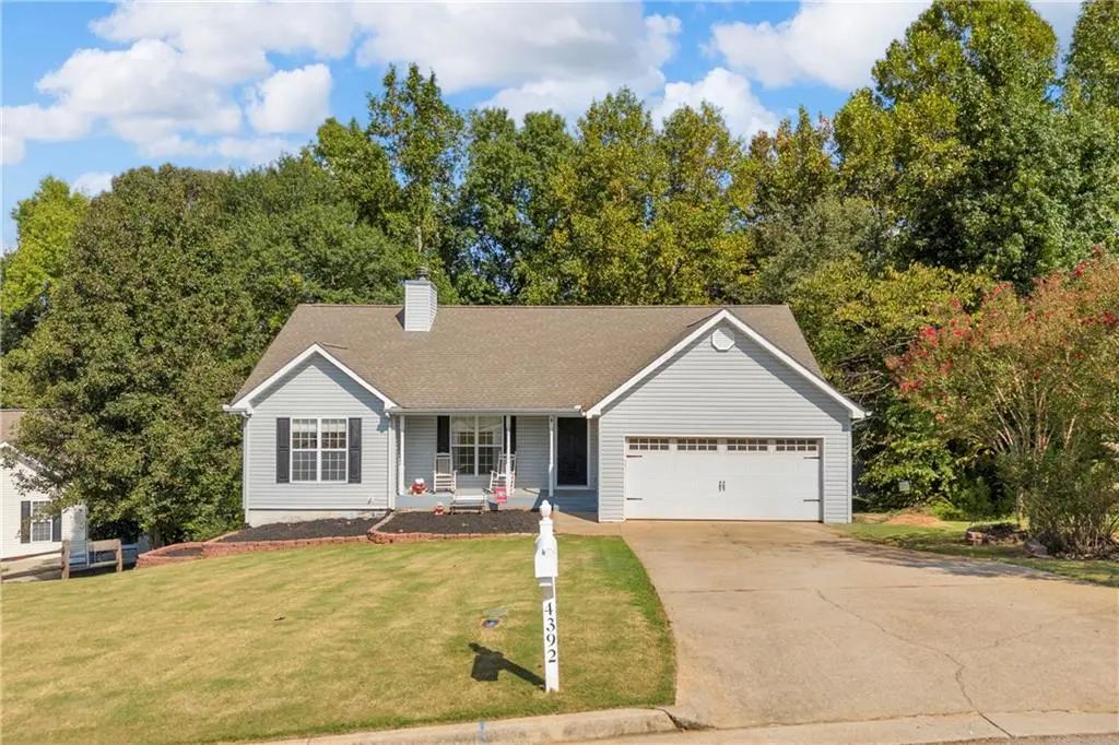 4392 Todd Road, Braselton
