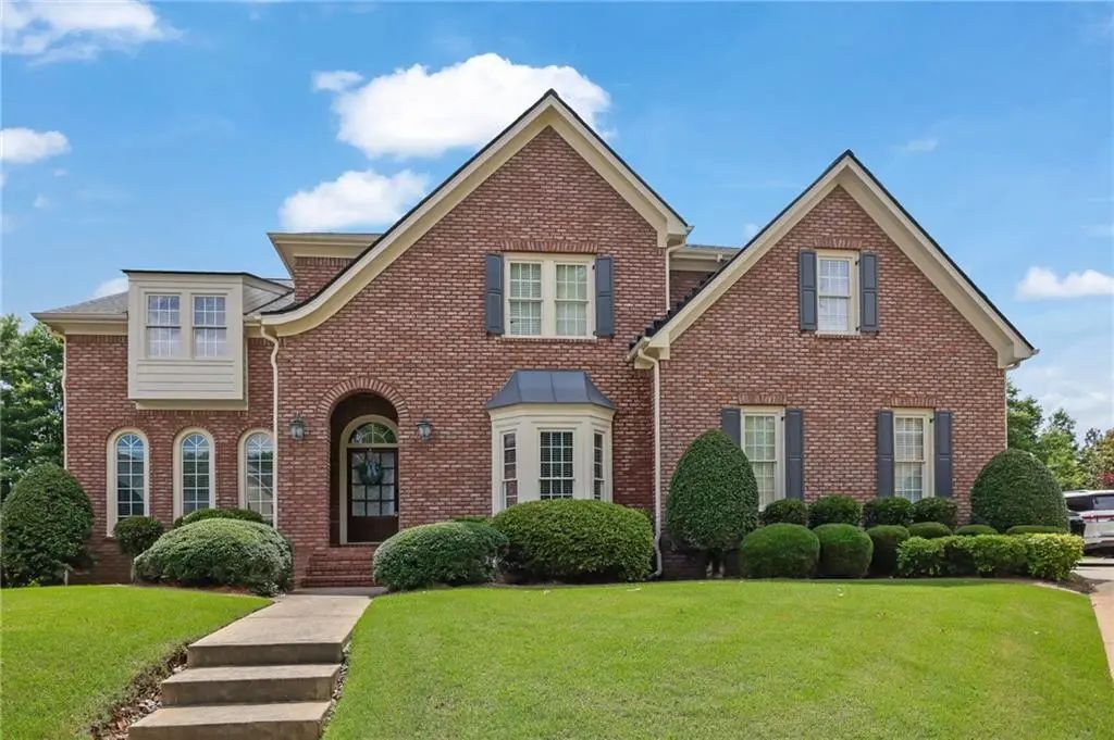 943 Tarry Post Court, Suwanee