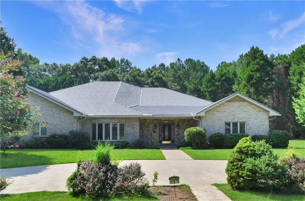 155 Highlands Forest Lane, Oxford