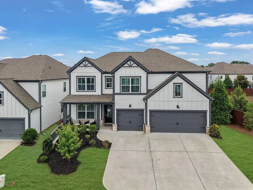 400 Wellgreen Drive, Holly Springs