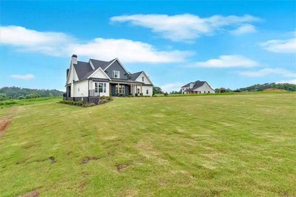 152 Palisade Drive, Rydal