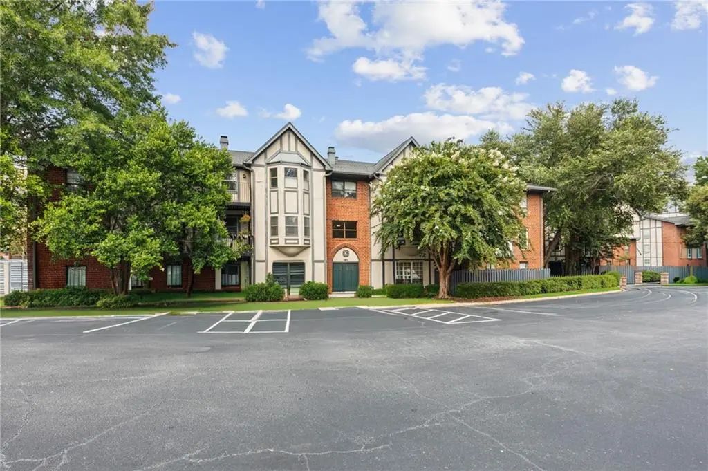 Unit K24 - 6851 Roswell Road, Sandy Springs