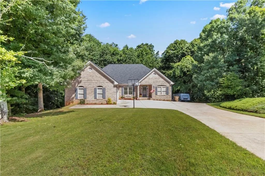 6426 Kettle Creek Way, Flowery Branch