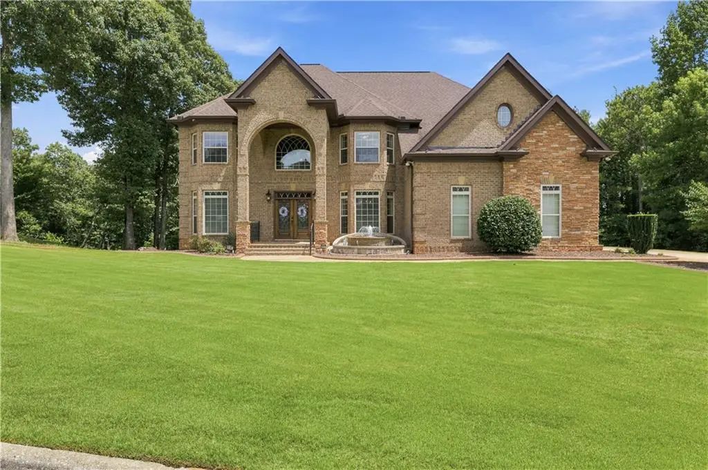 5875 Pecan Grove Place, Douglasville
