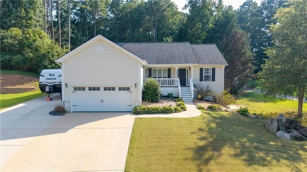 75 Oak Ridge Court, Douglasville