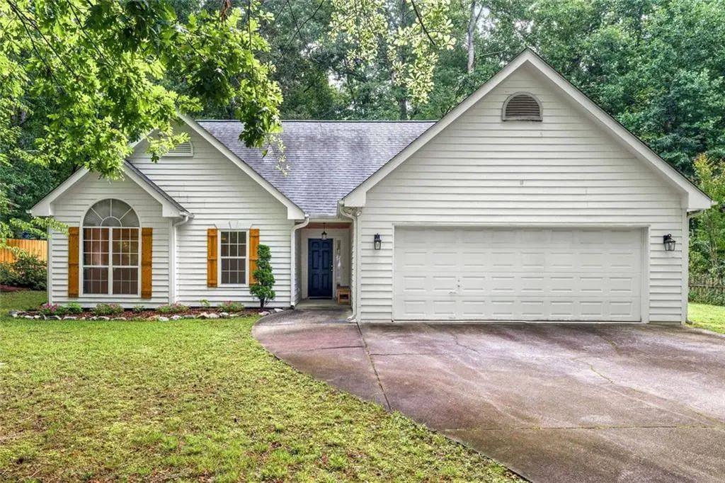 5950 Shannon Drive, Cumming
