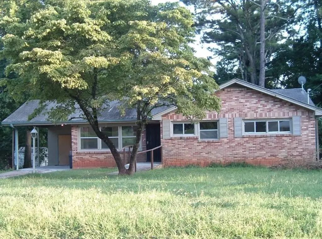 3037 Catalina Drive, Decatur
