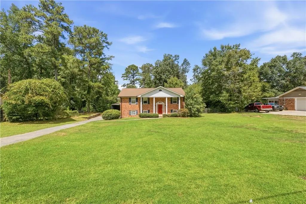 1920 Long Ridge Drive, Macon