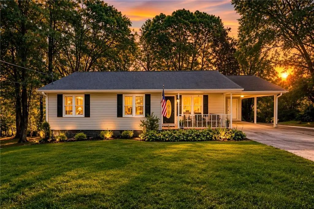 3016 Summer Lake Drive, Gainesville