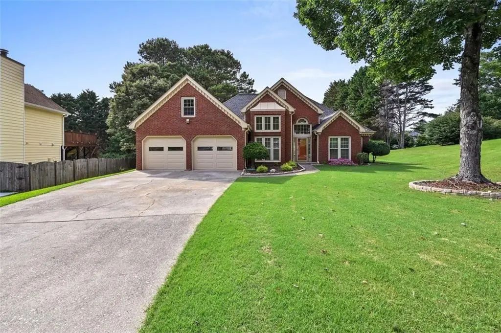245 Walford Court, Suwanee