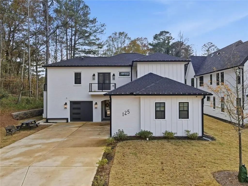 125 Thome Drive, Alpharetta