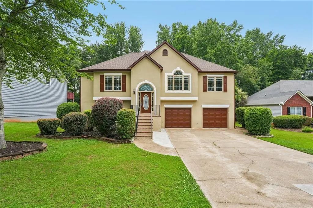209 Eagle Glen Court, Woodstock
