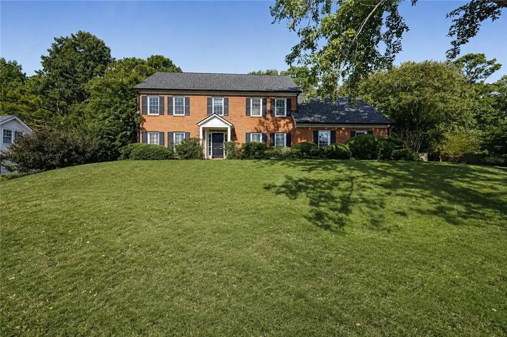 1820 N Chestnut Grove Drive, Marietta