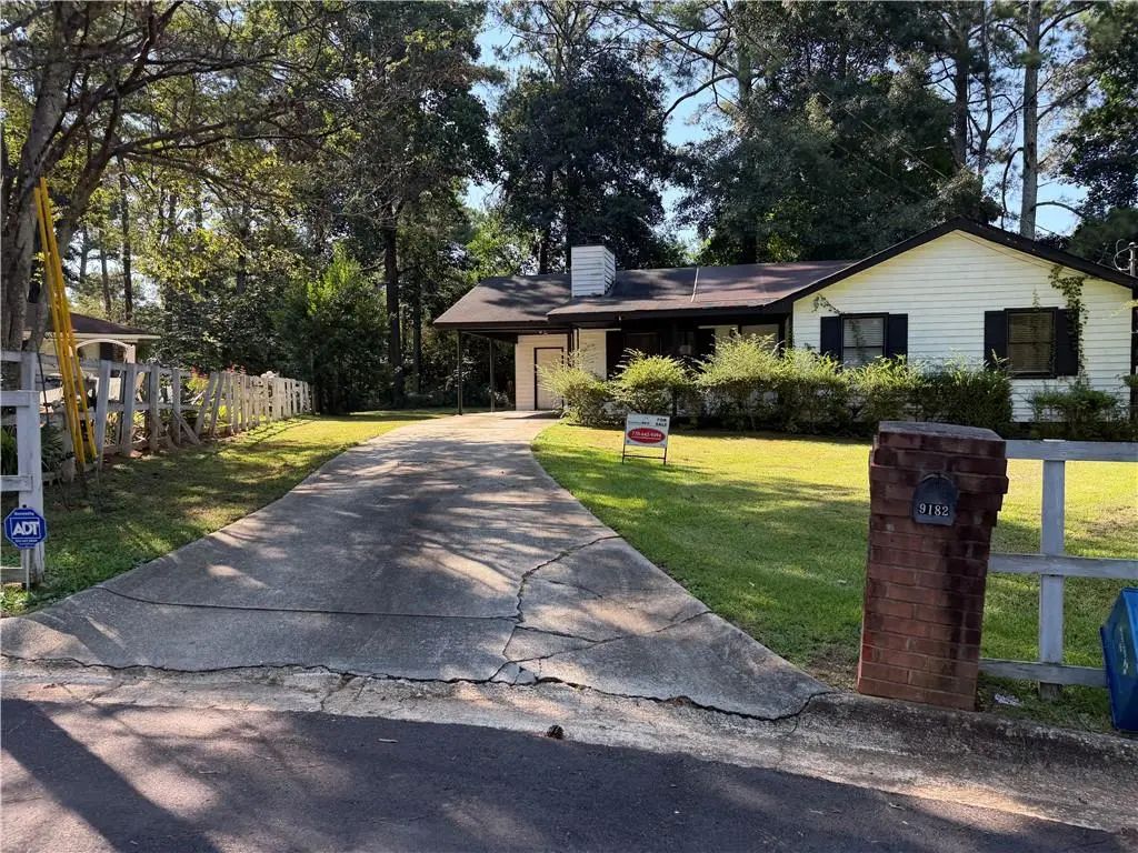 9182 Bent Pine Court Ne, Covington