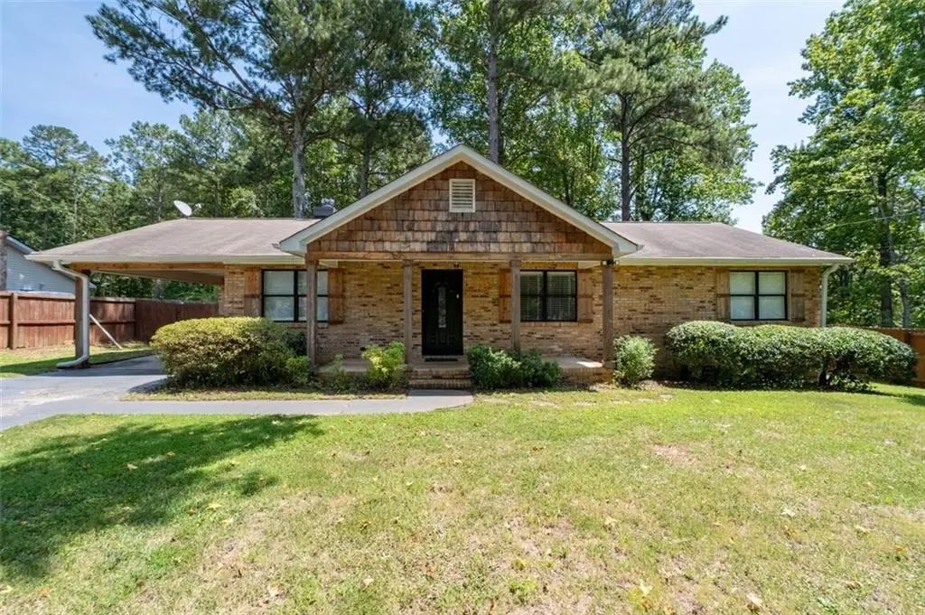 1382 Cave Springs Road, Douglasville