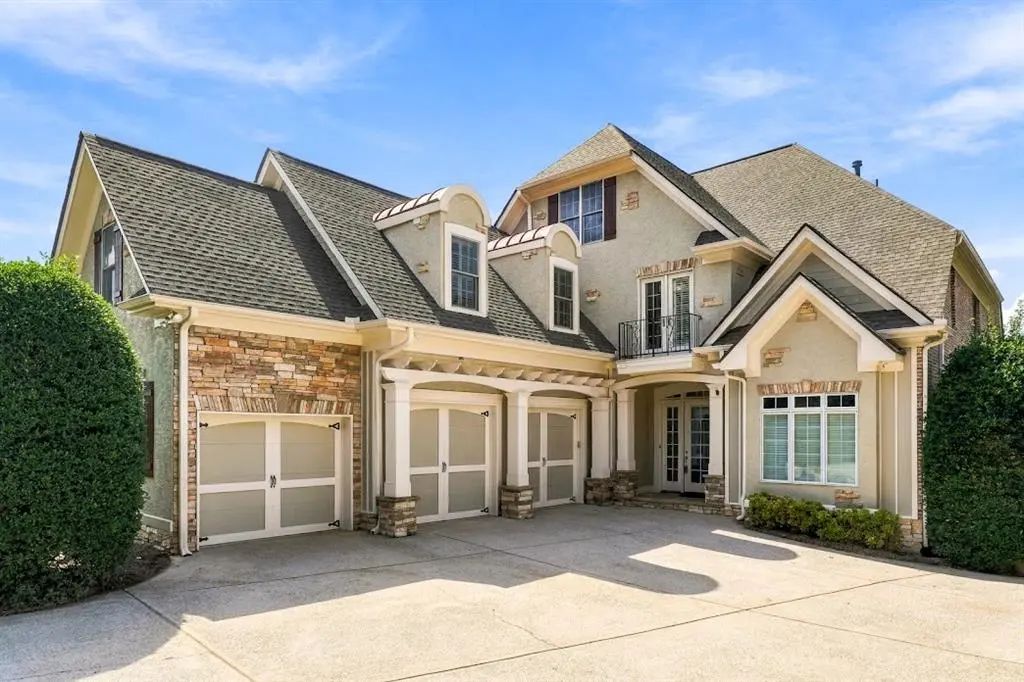 5922 Hogans Way, Douglasville