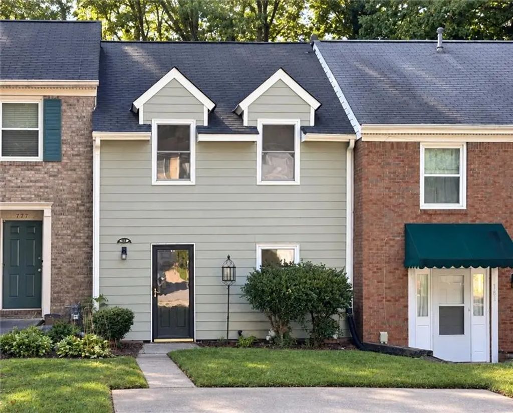 779 Coventry Township Place, Marietta