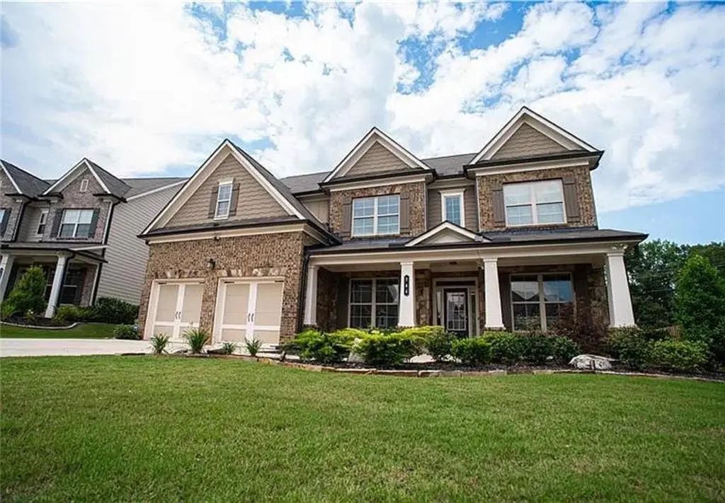 744 Laura Jean Court, Buford