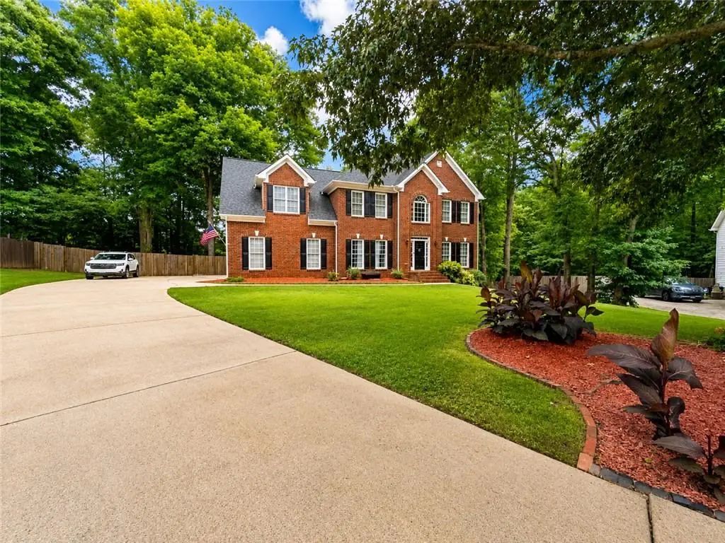 1156 Maple Creek Ridge, Loganville