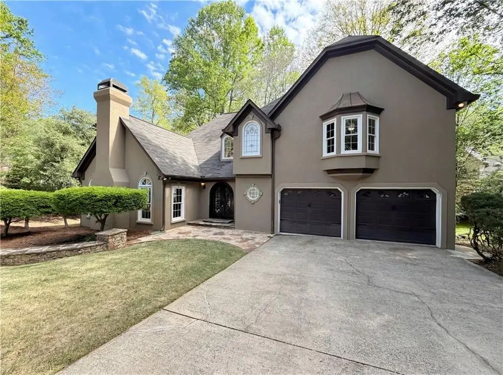 984 Forest Pond Court, Marietta
