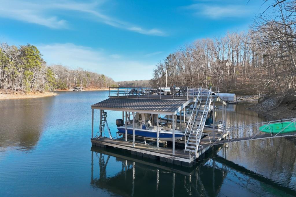 Photo of Listing #7716420