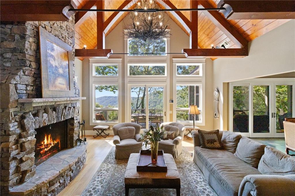 465 Huckleberry Trail, Big Canoe