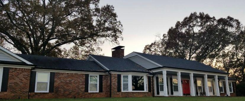 8 Oak Hill Circle, Cartersville