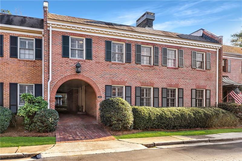 3456 Paces Place, Atlanta