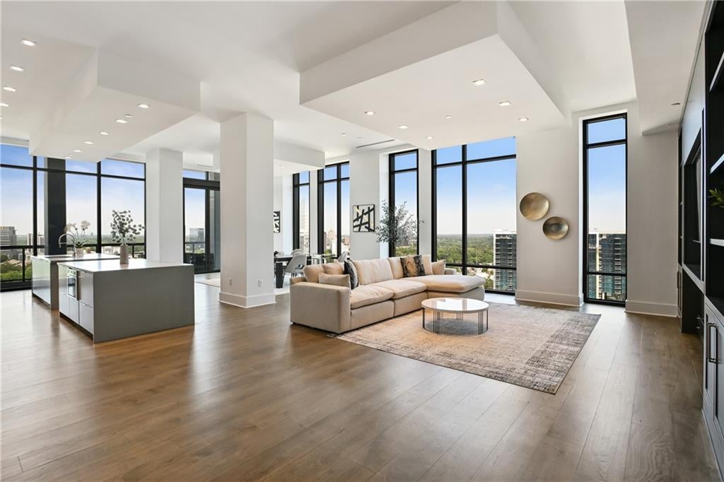 Unit 2003 - 3107 Peachtree Road Ne, Atlanta