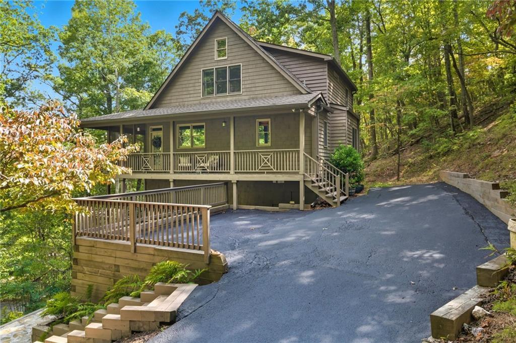 367 Windflower Drive, Big Canoe