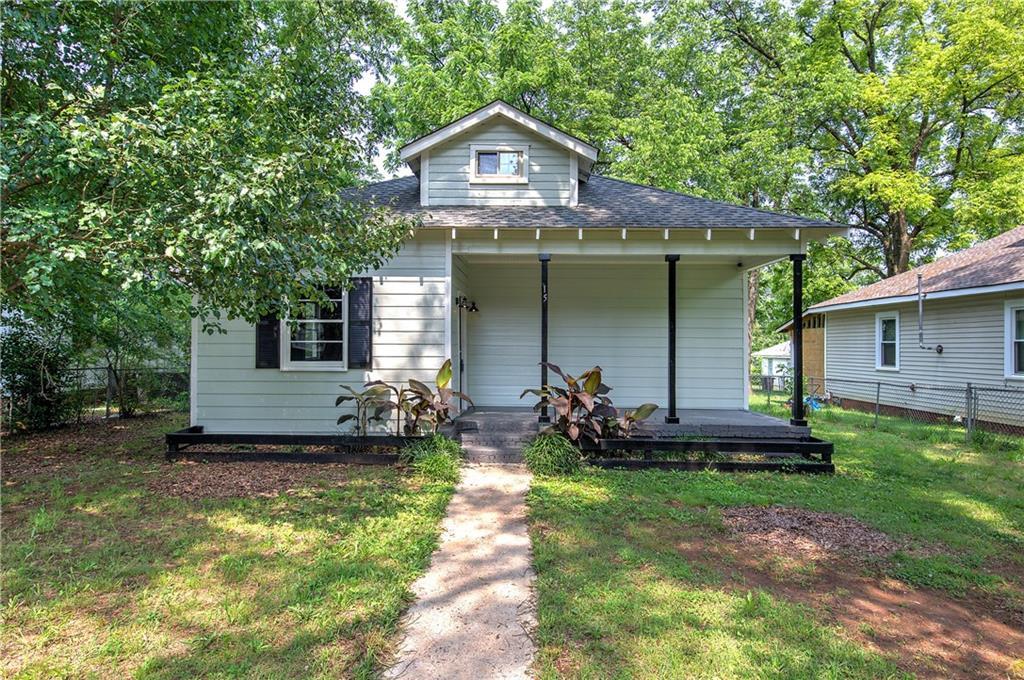 15 Akron Street, Cartersville