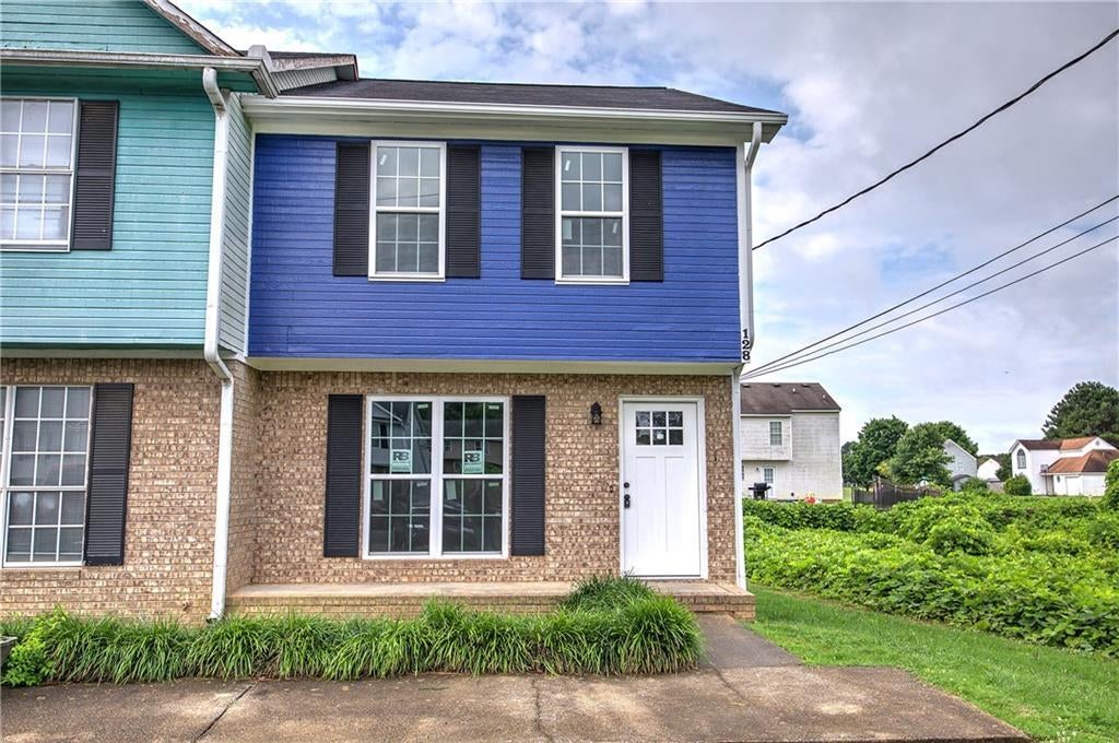 Unit 4 - 128 Evergreen Trail, Cartersville